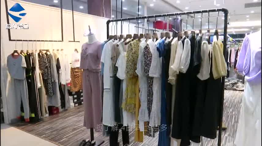 女子帶小孩行竊，沙洲尾多家服裝店“中招”